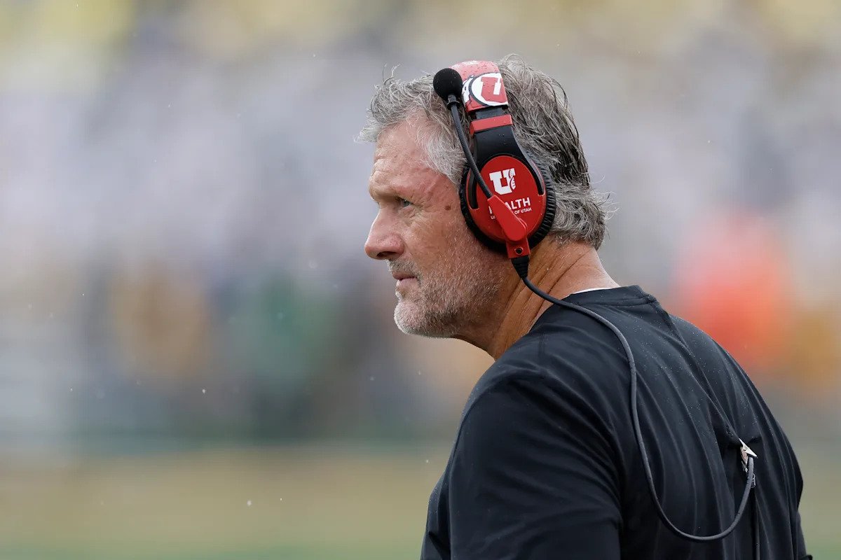 El nuevo entrenador de Michigan, Kyle Whittingham, dice que se apoyó en Urban Meyer para obtener consejos de reclutamiento: “No sé si esa es una palabra de cuatro letras en esta sala o no”.