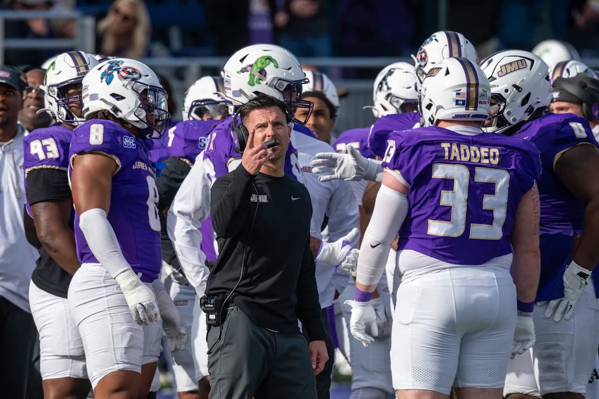 Playoffs de fútbol universitario: por qué deberías apoyar a JMU, aunque probablemente no tenga ninguna posibilidad contra Oregon