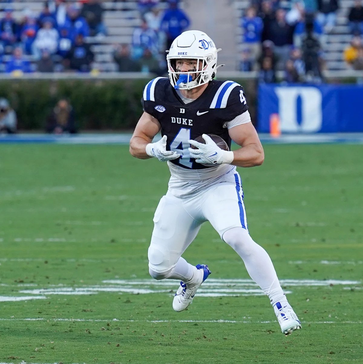 Aquí se explica cómo ver el partido de fútbol del campeonato ACC Duke vs. Virginia esta noche: hora de inicio, canal, dónde transmitir y más