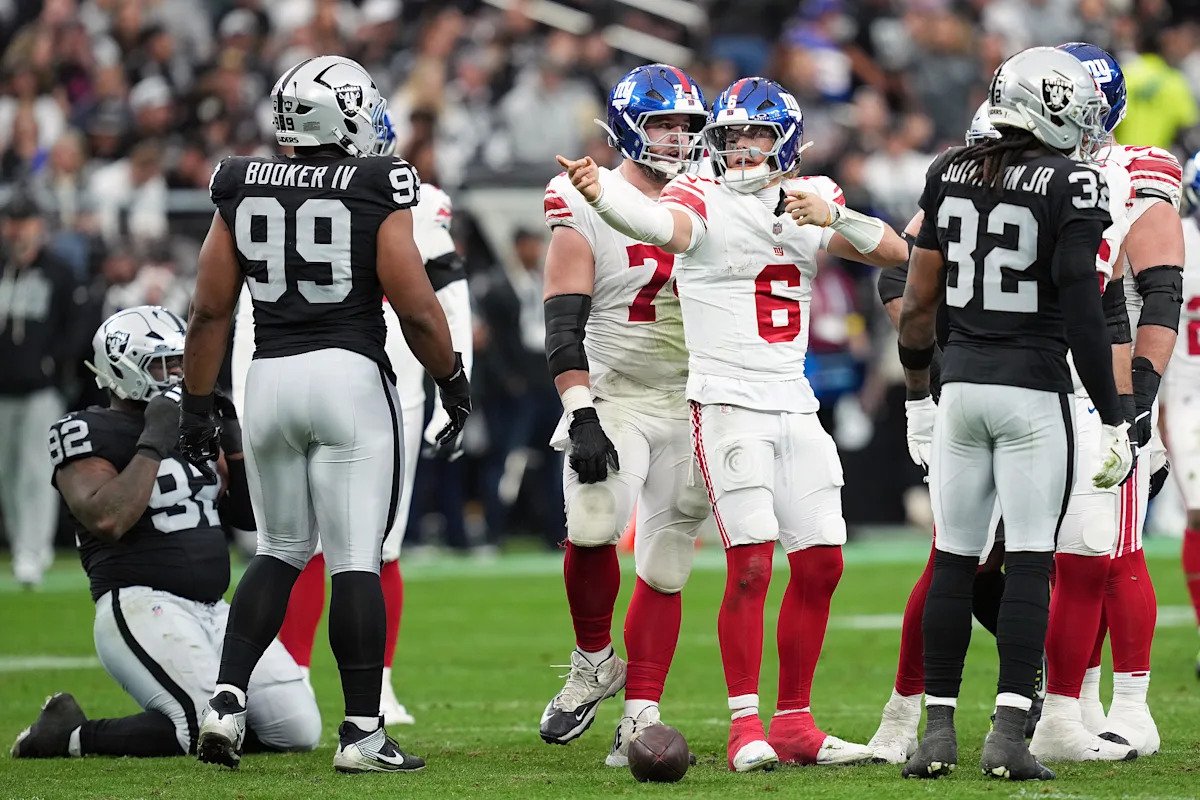 Los Raiders caen a la peor liga de la NFL con una derrota ante los Giants en 2:14 y asegurarán la selección número 1 en el Draft de la NFL 2026 la próxima semana con una derrota.
