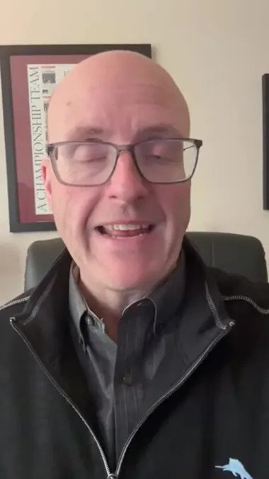 El WR de los Jaguars, Jakobi Meyers, acuerda una extensión de tres años y 60 millones de dólares después de ser canjeado a mitad de temporada.