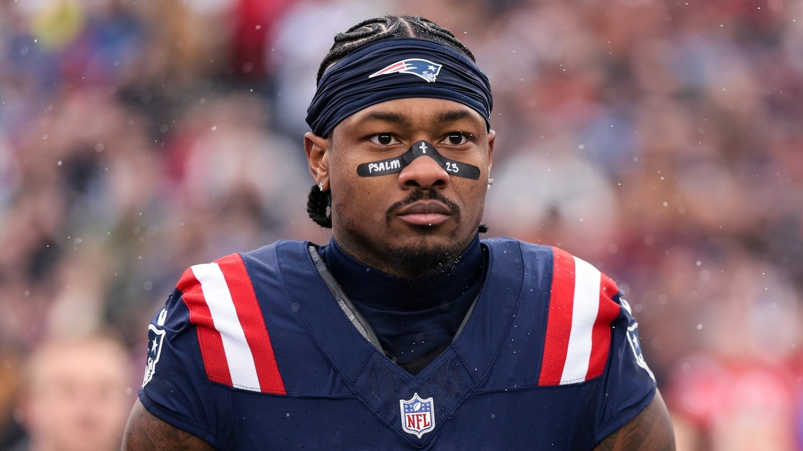 El jugador de los New England Patriots, Stefon Diggs, enfrenta cargos de estrangulamiento