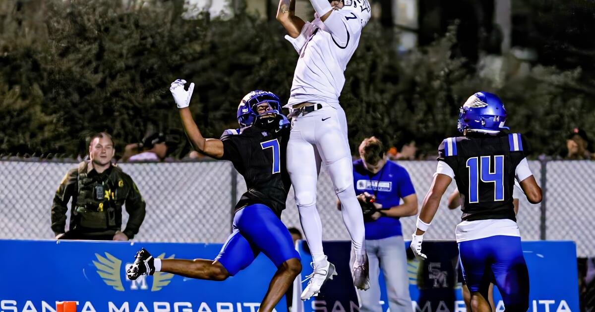 Equipo de fútbol americano All-Star de la escuela secundaria The Times 2025