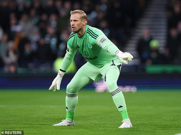 105187035-15429989-Kasper_Schmeichel_is_coming_under_increasing_pressure_to_keep_to-a-71_17673877644.jpeg