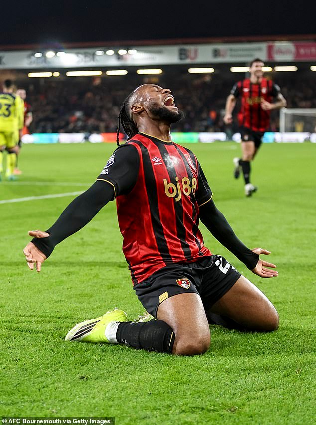 105333243-15445247-He_sealed_a_perfect_ending_at_Bournemouth_with_a_last_gasp_goal_-a-2_176794756052.jpeg