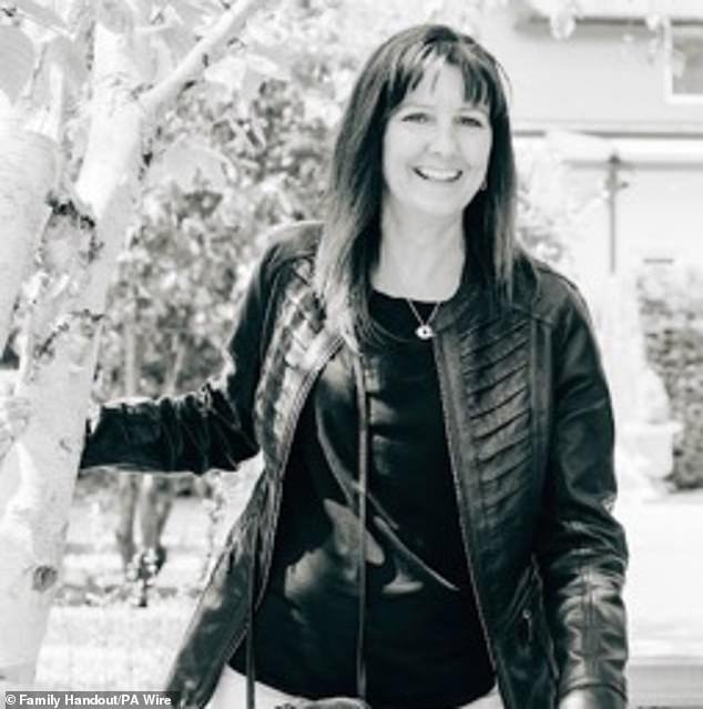 El techador vaquero que mató a una madre de tres hijos jugando golf con su marido después de una persecución con la policía a 70 mph es sentenciado a 13 años de prisión