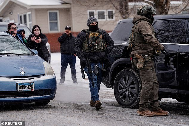 Trump desata a ICE contra los somalíes en Maine mientras los agentes van de puerta en puerta en una gran redada: ‘Operación Captura del Día’