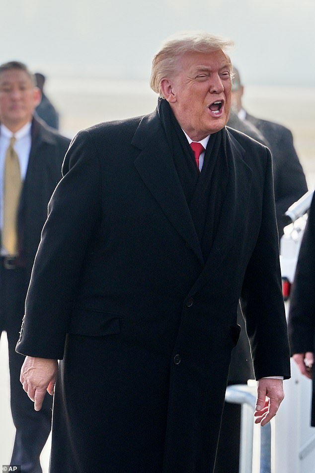 Trump va a la guerra con una impactante demanda contra los principales banqueros de Estados Unidos