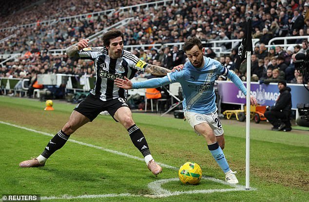 El Chicago Fire está listo para luchar contra los gigantes europeos por Bernardo Silva, de 32 años, del Manchester City, cuando se convierta en agente libre este verano.