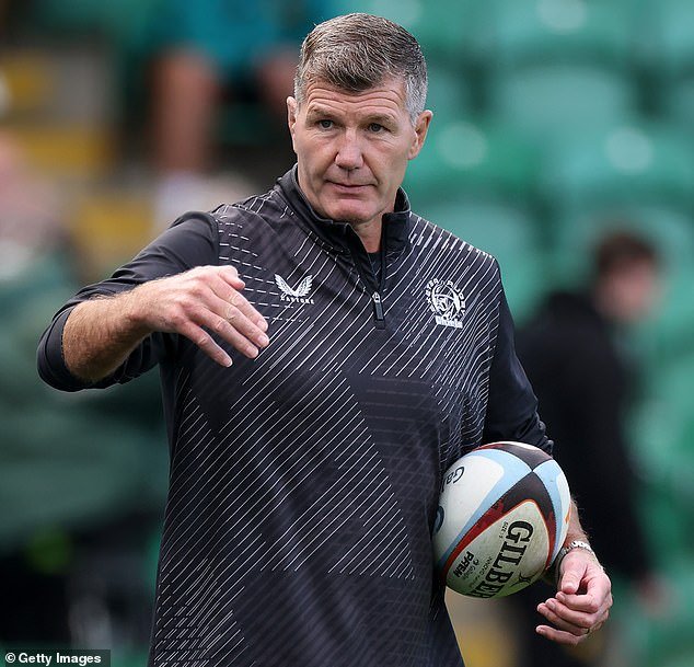 Dentro del cambio de imagen de los Exeter Chiefs: el campo de entrenamiento de verano ‘malditamente duro’, lo que agregaron los australianos Len Ikitau y Tom Hooper, las lecciones de Rob Baxter de un viaje en autobús borracho desde Sarries y dónde salieron mal la temporada pasada