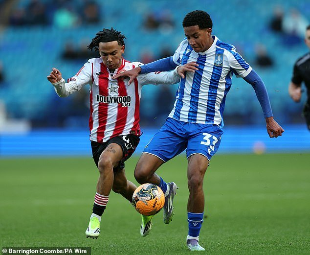 Los rivales de Wrexham, Crystal Palace, hacen una oferta de £ 12 millones por la estrella de la Ligue 1, cinco equipos de la Premier League que monitorean a Harry Wilson y Tottenham confirman a Souza: VER VENTANA DE TRANSFERENCIA