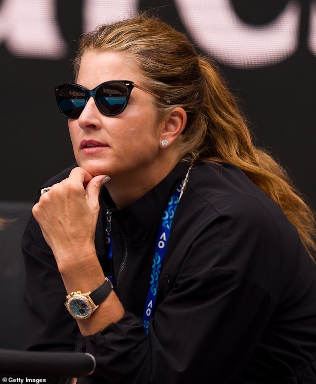 La esposa de Roger Federer lleva el accesorio más caro en el Abierto de Australia y no creerás cuánto cuesta