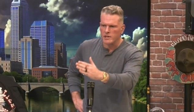 Pat McAfee opina sobre la “intrigante” teoría de la conspiración sobre las lesiones de los 49ers que afecta a la NFL