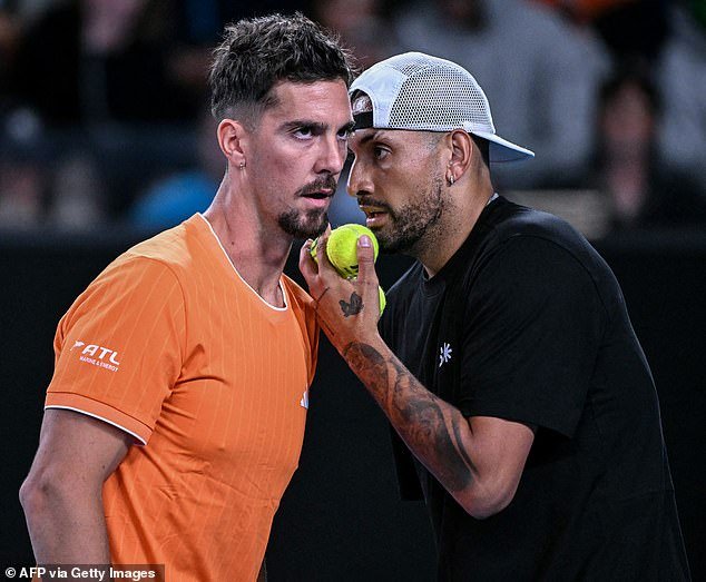 El nuevo amor que vio perder a los K’s especiales en el acalorado enfrentamiento del Abierto de Australia, y no estuvo allí para ver a Nick Kyrgios.