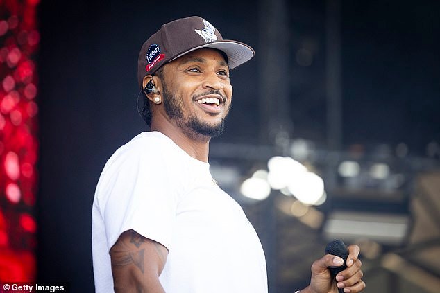 Trey Songz está demandando a la policía de Kansas City por su arresto en el partido de los Chiefs, ya que el cantante afirma que fue “agredido físicamente”.