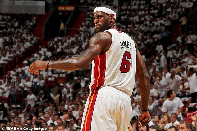 Ex empleado del Miami Heat sentenciado a tres años de prisión y a pagar 2 millones de dólares por un crimen espantoso