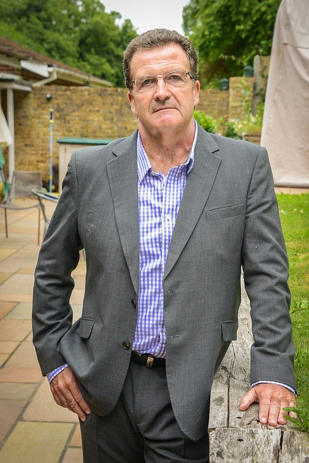 El héroe de la Guerra del Golfo critica la “ridícula” afirmación de Donald Trump de que las tropas británicas habían evitado la línea del frente en Afganistán, calificándola de “aburrida como un niño”.