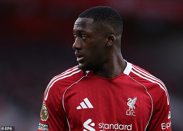 Ibrahima Konate se pierde el segundo partido del Liverpool tras la muerte de su padre mientras pronuncia un sentido mensaje tras su funeral en Francia