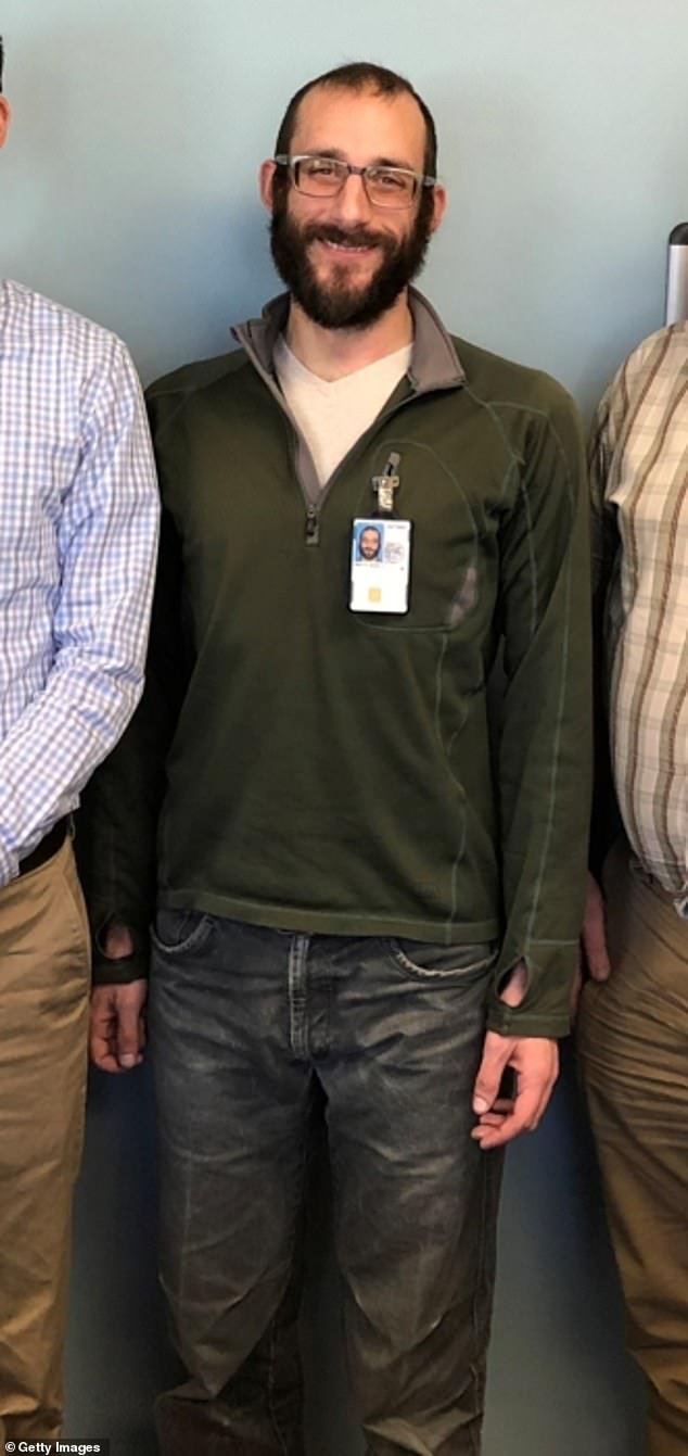 Un denunciante acusa al administrador de Trump de encubrir un tiroteo en Minneapolis en un explosivo informe detrás de escena