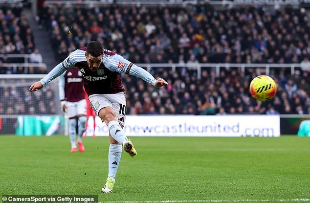 Newcastle – Aston Villa 0-2: Los visitantes lucieron el aspecto de aspirantes al título en una victoria dominante: fueron técnica y tácticamente superiores al equipo derrotado de Eddie Howe, escribe CRAIG HOPE