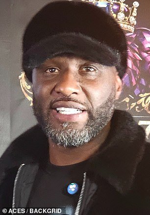 Lamar Odom es visto en un bar de Las Vegas pocos días después de ser arrestado por conducir ebrio, mientras crece la preocupación por la ex estrella de la NBA.