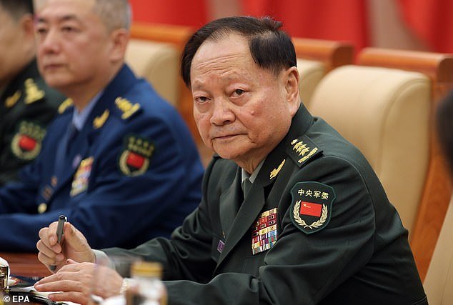 “Disparos” mientras el presidente Xi purga al general chino: circulan rumores en Beijing de que el jefe militar “planificador de un golpe” fue despedido “por pasar secretos nucleares a Estados Unidos”