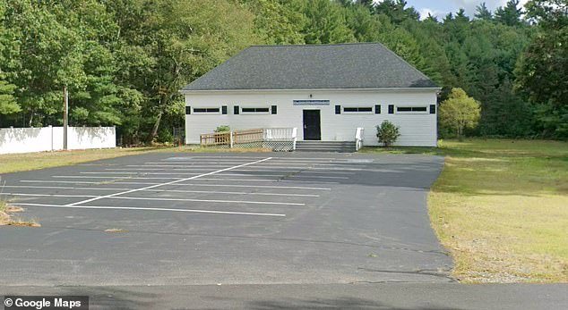 La fiesta infantil se convierte en un caos cuando dos personas reciben un disparo en el salón de la iglesia