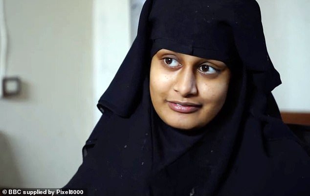 Gran Bretaña ha repatriado silenciosamente a mujeres y niños vinculados a ISIS que están retenidos junto a Shamima Begum, afirma el jefe del campo, en medio de temores de una fuga yihadista en medio de los disturbios en Siria.