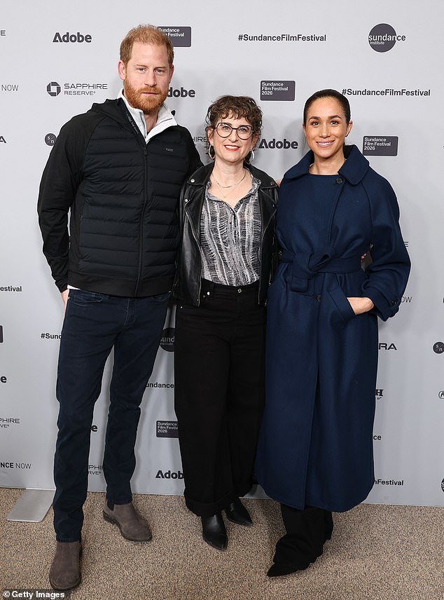 La proyección de Sundance del príncipe Harry y Meghan Markle genera controversia en línea: el evento de la marca ‘Sussex Squad’ no se agotó como una ‘mentira’ a pesar de las fotos que muestran ‘filas de asientos vacíos’