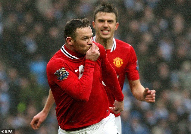 Revelado: Lo que Michael Carrick le dijo a Wayne Rooney en la llamada telefónica previa al Arsenal prediciendo la sorprendente victoria del Man United, mientras su antiguo compañero de equipo revela detalles de “lo que vio detrás de escena”