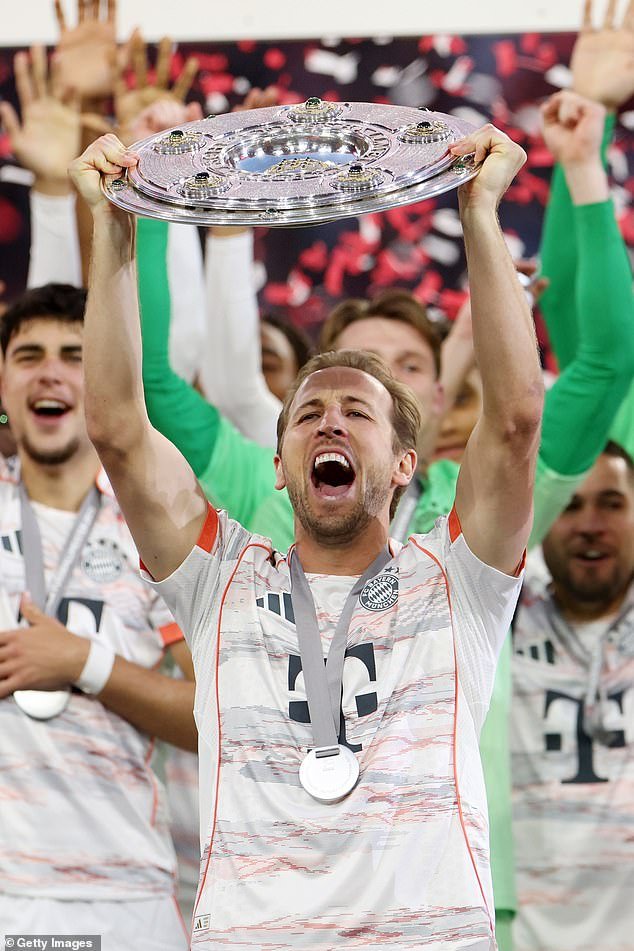 El FC Bayern de Múnich confirma una actualización importante sobre el futuro de Harry Kane mientras aumentan las especulaciones sobre el regreso del capitán de Inglaterra a la Premier League.