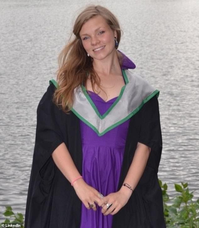 Una científica socialmente preocupada que demandó porque no fue invitada a la fiesta de Navidad mientras estaba ausente pierde su reclamo