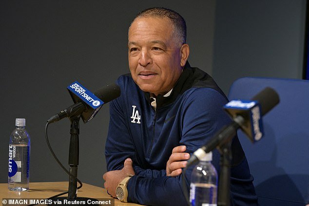 El manager de los Dodgers, Dave Roberts, quiere un gran trabajo nuevo después de llevar a Los Ángeles a títulos consecutivos de la Serie Mundial.