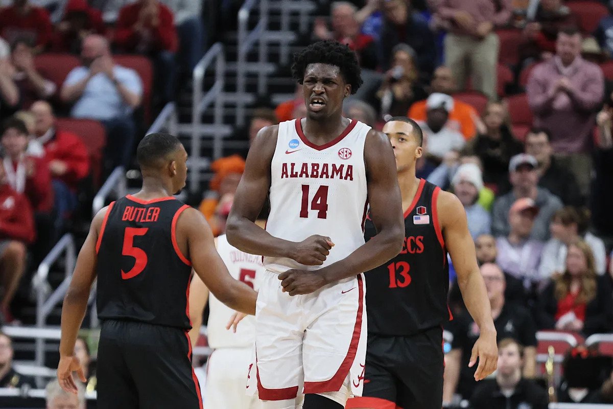 El ex Alabama C Charles Bediako, quien jugó por última vez en 2023, emitió una orden temporal en el litigio de la NCAA para regresar a Crimson Tide