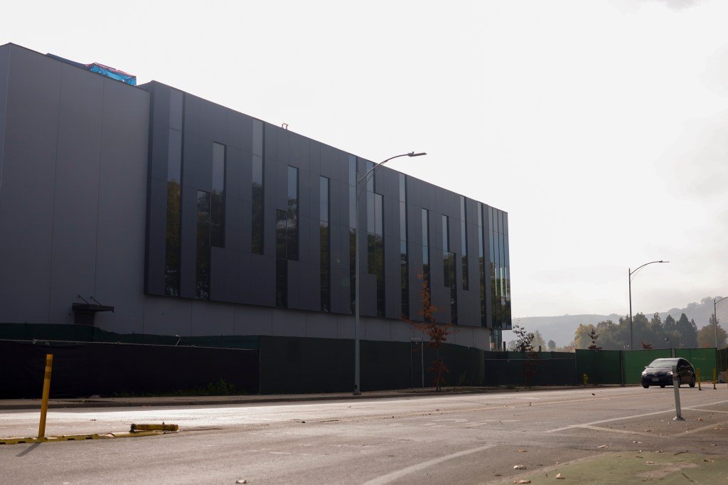 Comisión de Planificación apoya proyecto industrial en Oakley