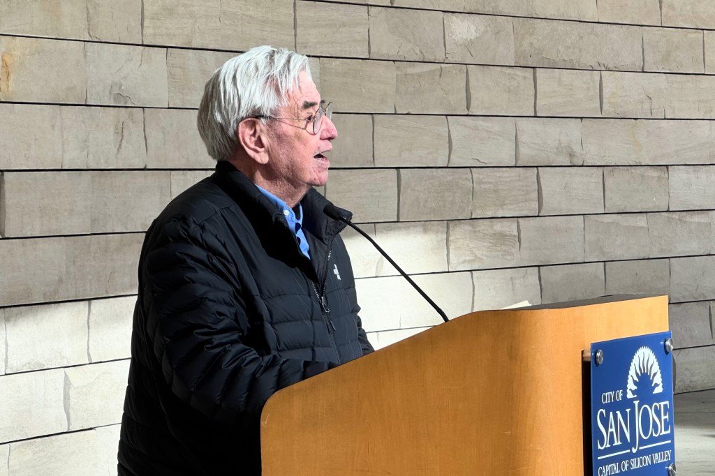 Sobrevivientes del Holocausto comparten historias en una ceremonia en el Ayuntamiento de San José – The Mercury News