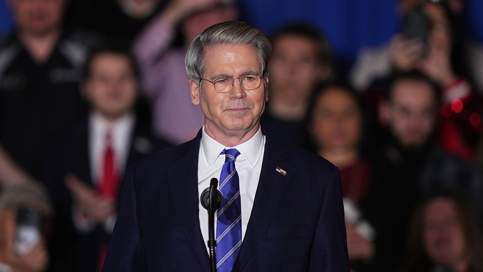 El secretario del Tesoro, Bessent, no estaba satisfecho con la investigación de Powell y expresó su preocupación por Trump: fuentes