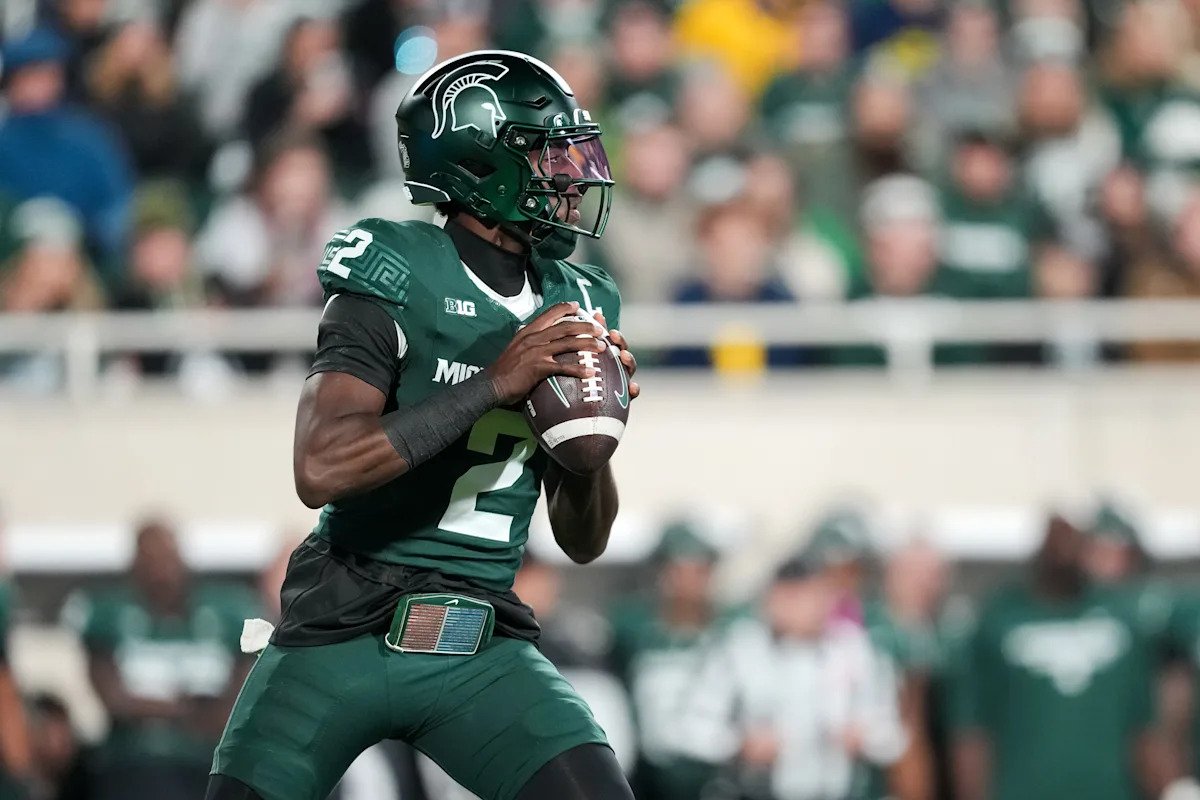 Portal de transferencias: QB Aidan Chiles se transfiere de Michigan State a Northwestern