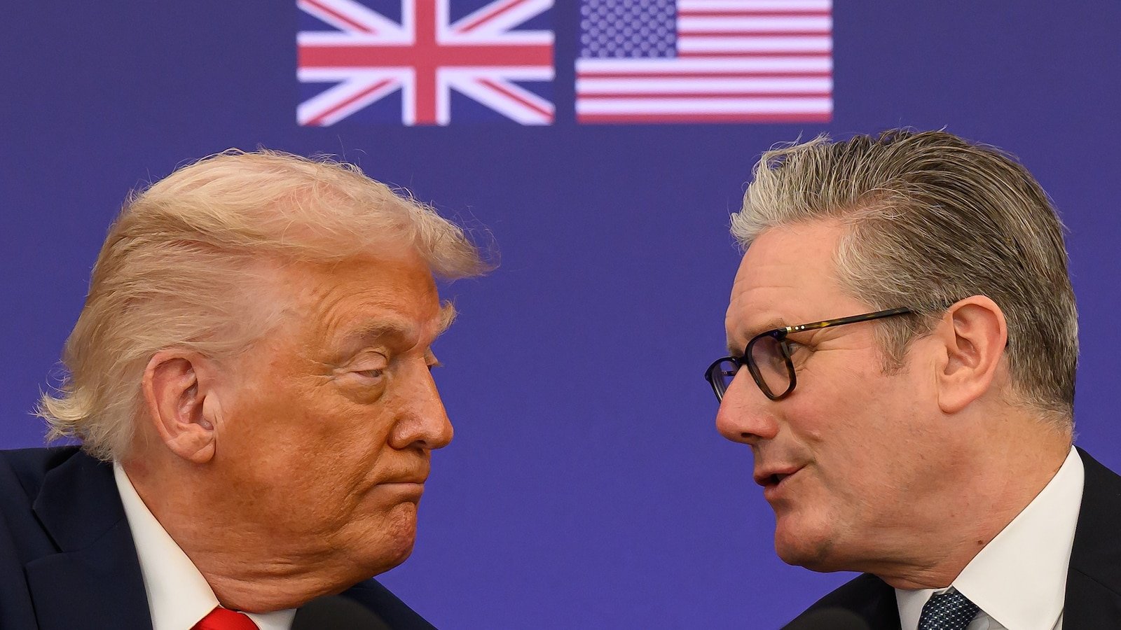 El primer ministro británico y otros se mostraron indignados por los comentarios de Trump que restaban importancia al papel de los aliados de la OTAN en la guerra de Afganistán.