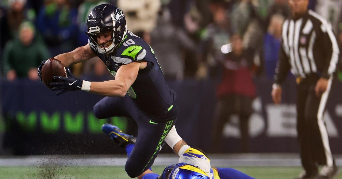 Cooper Kupp y otros ex Rams juegan papeles clave en la victoria de los Seahawks
