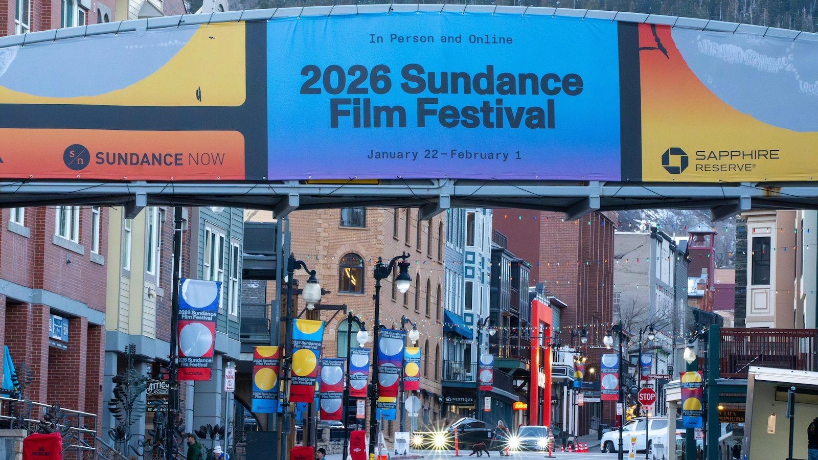 Hombre arrestado por agredir al representante estadounidense Maxwell Frost en Sundance