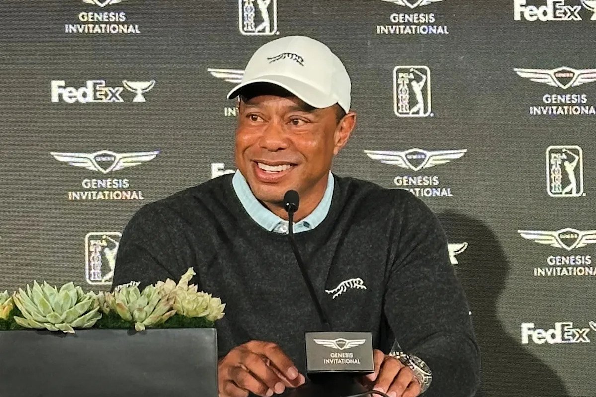 Tiger Woods aún se recupera de sus recientes lesiones y no descarta regresar al Masters en abril