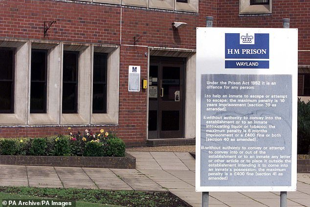 La violencia vuelve a aumentar en las prisiones donde a los reclusos se les enseña la antigua filosofía griega del estoicismo.