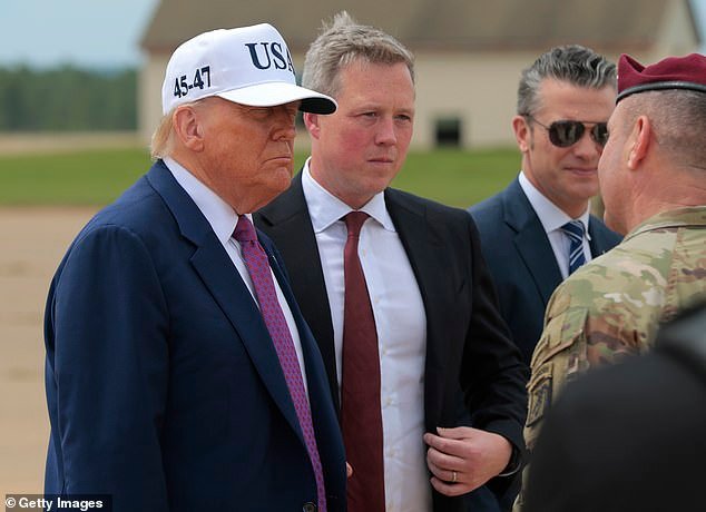 Pete Hegseth acelera la purga del Pentágono con el despido de un alto funcionario