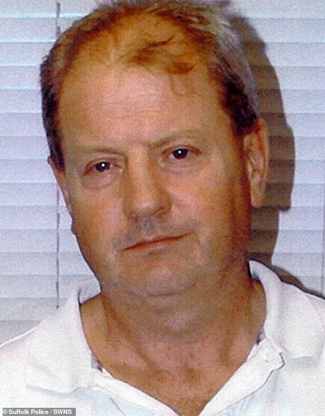 El estrangulador de Suffolk, Steve Wright, admite asesinato por primera vez al declararse culpable de matar a una adolescente en 1999, años antes de aterrorizar a las trabajadoras sexuales en las calles de Ipswich.