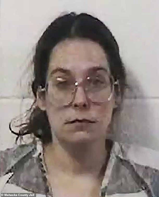 Mamá “con problemas de dinero le hace lo impensable a su bebé de un mes y se embolsa 10.000 dólares”