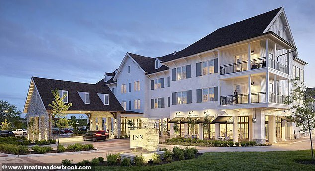 Tres Leones encuentran su ‘cabaña inglesa’ de £ 197 la noche para la Copa del Mundo, y el lado positivo para el Man United después de su triste caída de la lista de ganancias