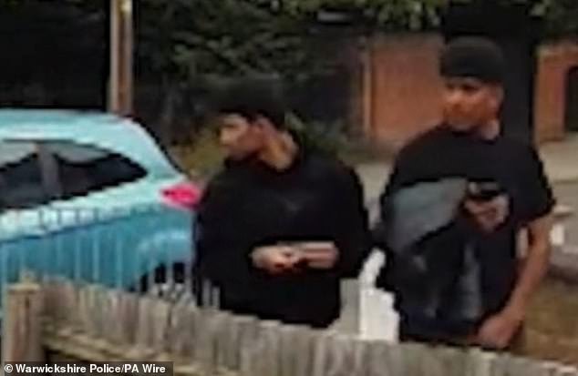 Un migrante afgano acusado de estrangular a una niña de 12 años que luego fue violada le dijo a la policía que revisara las imágenes de CCTV para demostrar su inocencia, según informó un tribunal.