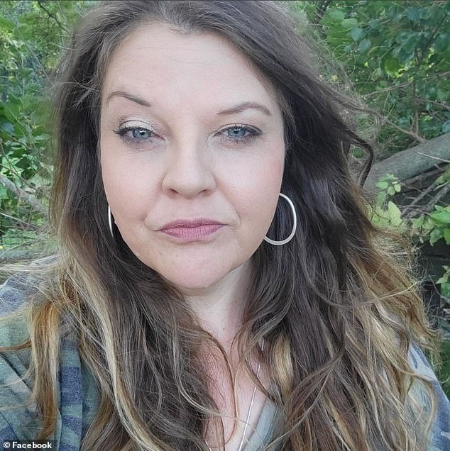 Una mujer vive la peor pesadilla de todo paciente dental después de tener que reparar un diente roto