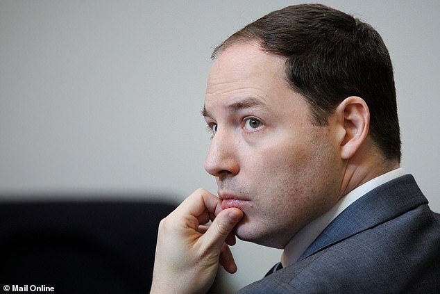 Padre de Virginia condenado por asesinato después de “tener una aventura con una niñera y conspirar para matar a su esposa”